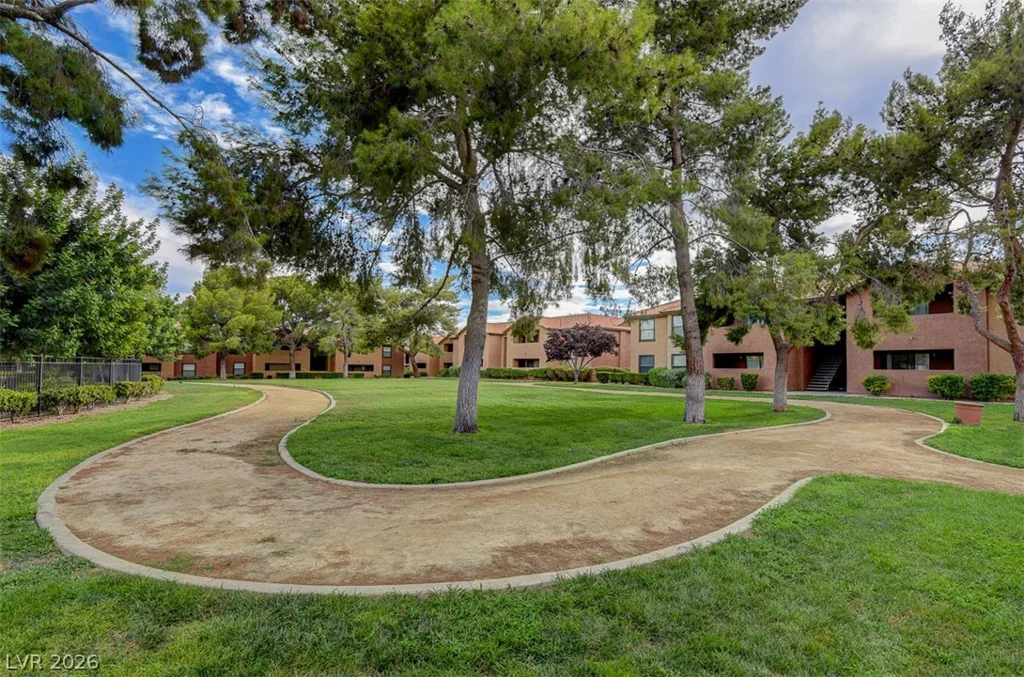 2451 Rainbow, Las Vegas, NV 89108