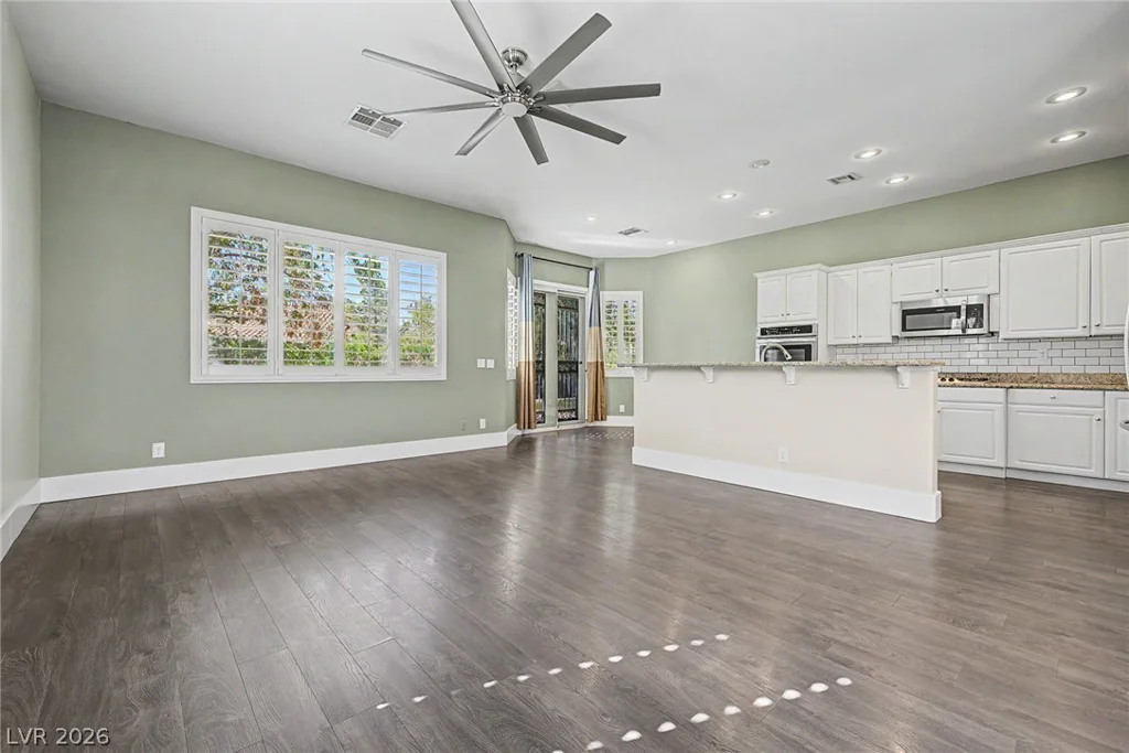 1036 Coldwater Falls, Las Vegas, NV 89123