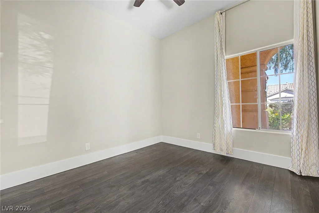 1036 Coldwater Falls, Las Vegas, NV 89123