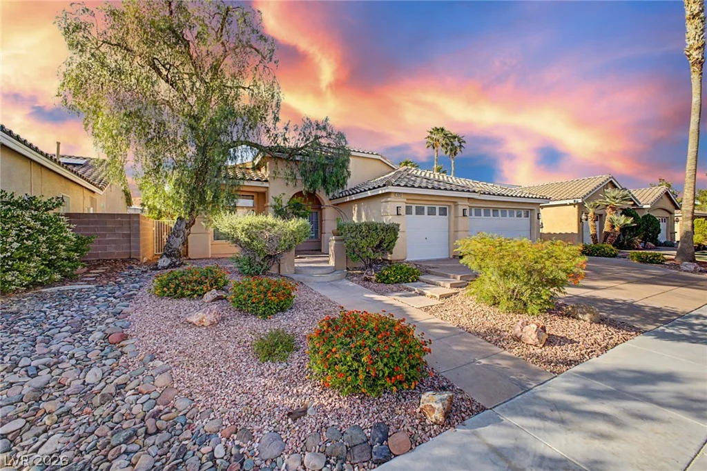 1036 Coldwater Falls, Las Vegas, NV 89123