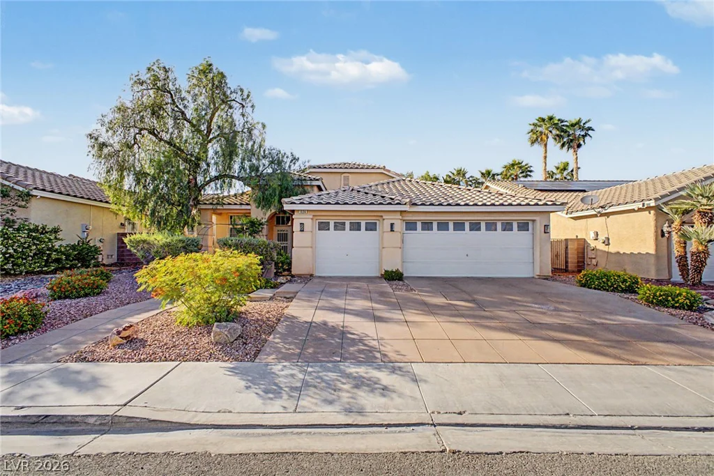 1036 Coldwater Falls, Las Vegas, NV 89123