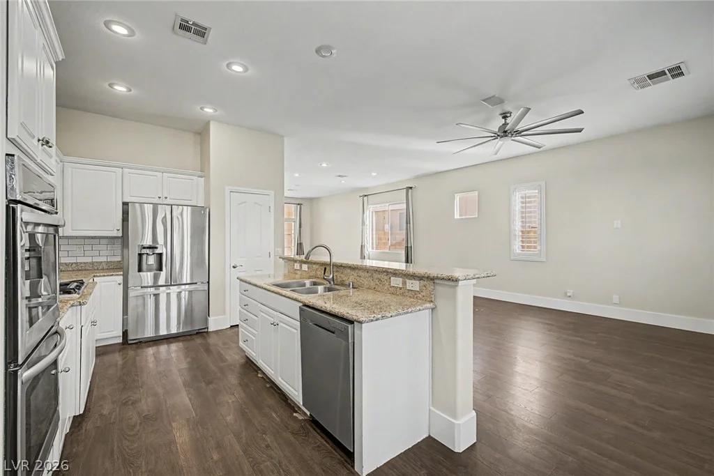 1036 Coldwater Falls, Las Vegas, NV 89123