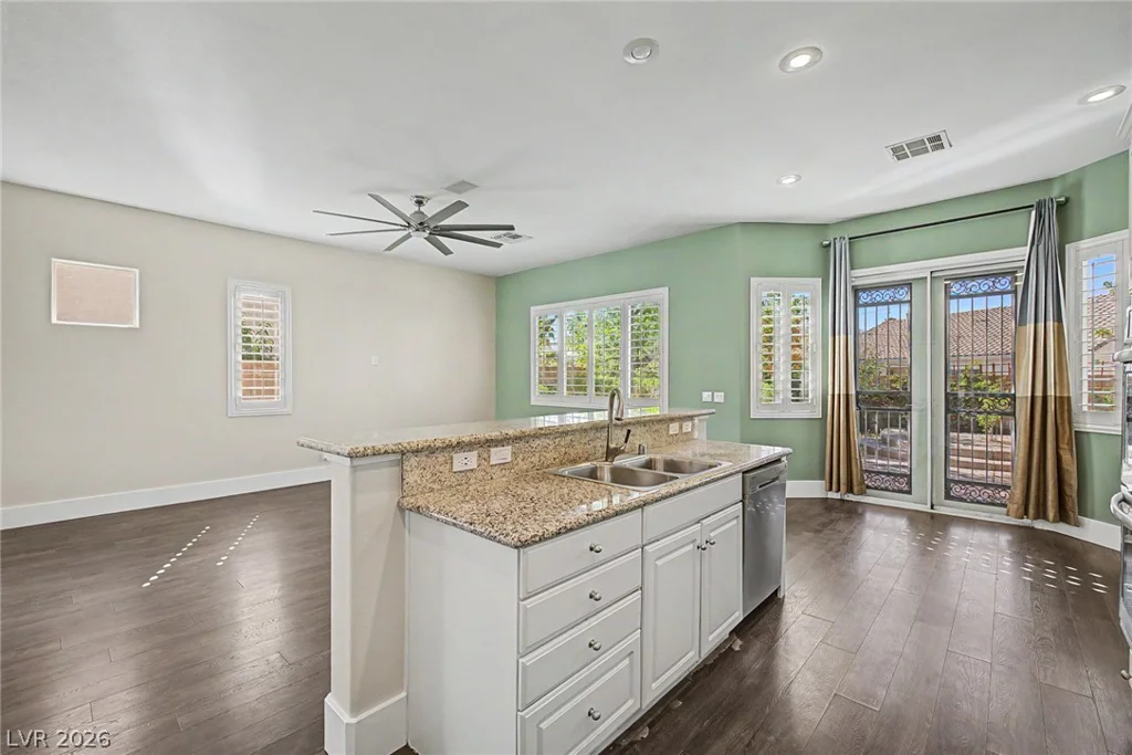1036 Coldwater Falls, Las Vegas, NV 89123