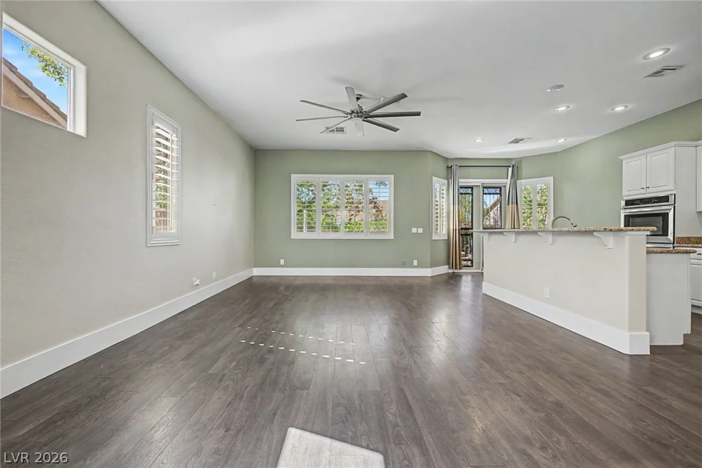 1036 Coldwater Falls, Las Vegas, NV 89123