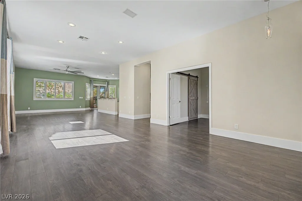 1036 Coldwater Falls, Las Vegas, NV 89123
