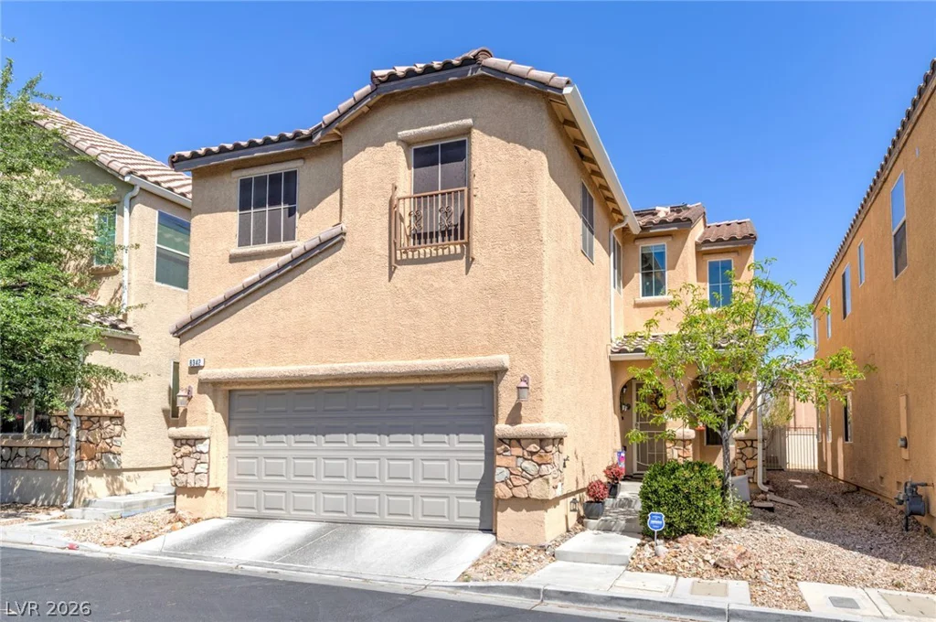 8342 Fort Hallock, Las Vegas, NV 89131