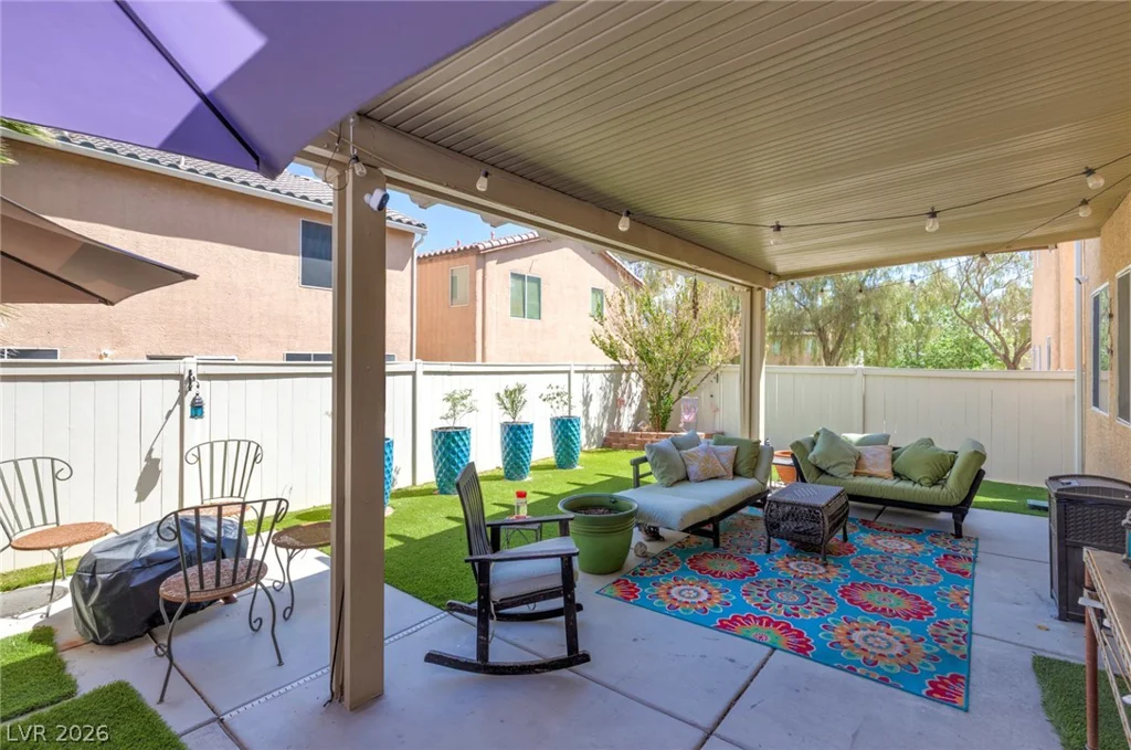 8342 Fort Hallock, Las Vegas, NV 89131