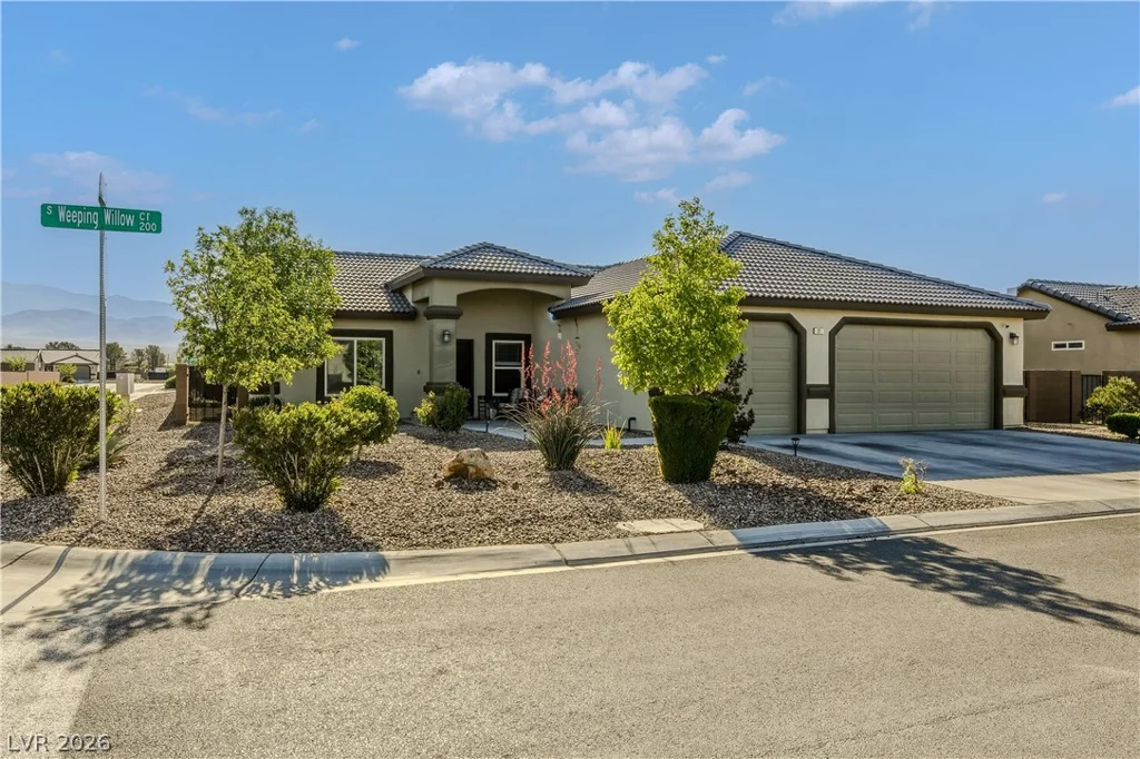 91 Weeping Willow, Pahrump, NV 89048