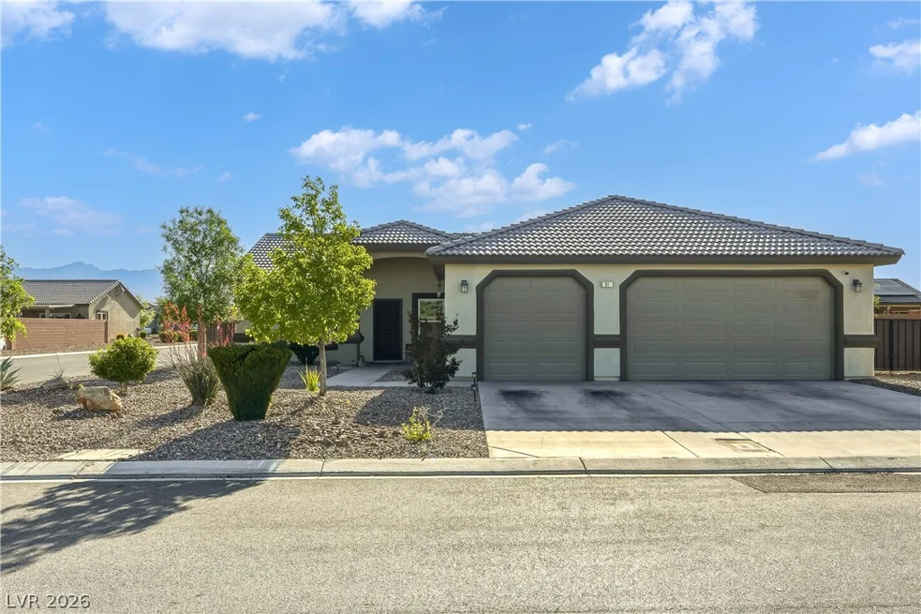 91 Weeping Willow, Pahrump, NV 89048