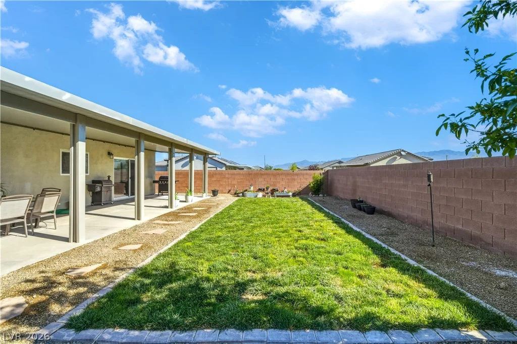 91 Weeping Willow, Pahrump, NV 89048