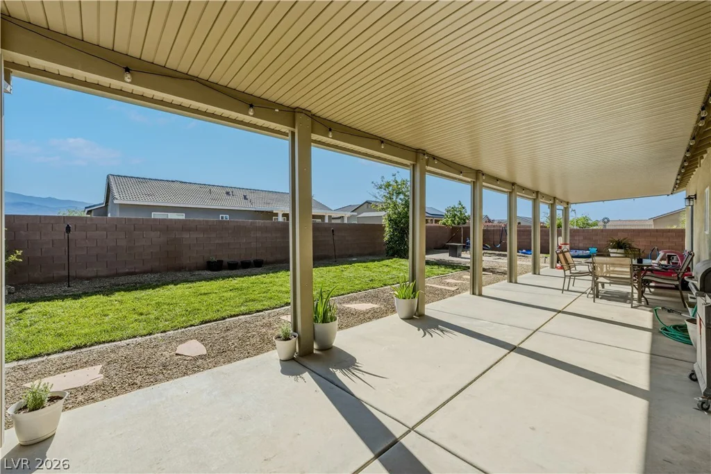 91 Weeping Willow, Pahrump, NV 89048