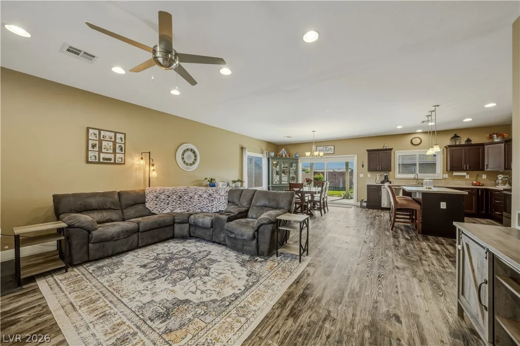 91 Weeping Willow, Pahrump, NV 89048