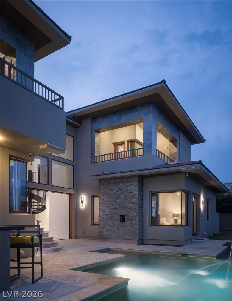 72 Wildwing, Las Vegas, NV 89135