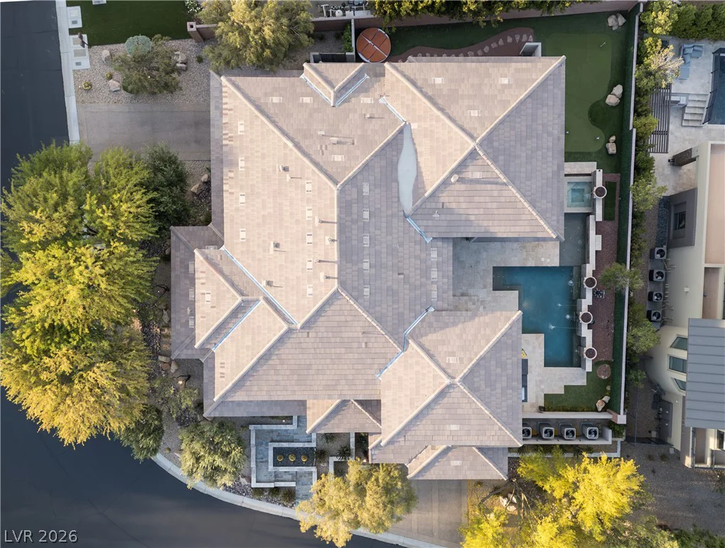 72 Wildwing, Las Vegas, NV 89135