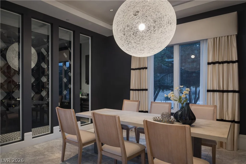 72 Wildwing, Las Vegas, NV 89135