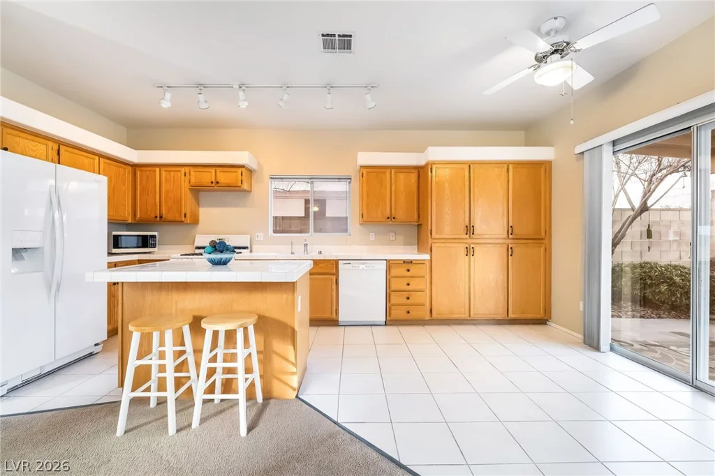 2468 Parker James, Henderson, NV 89074