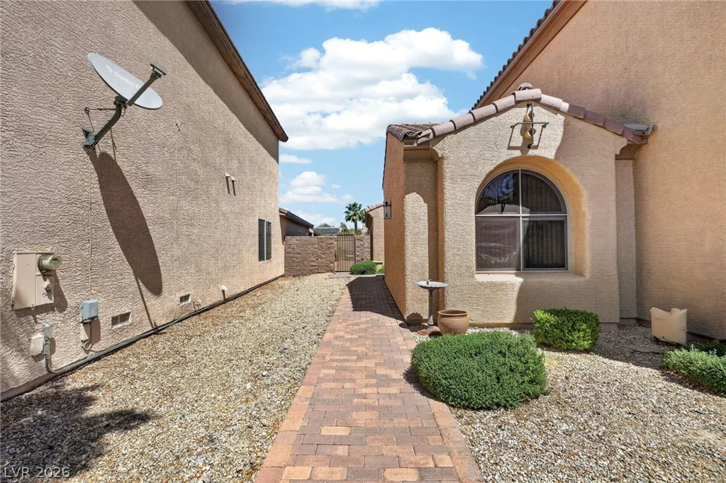 2480 Sturrock, Henderson, NV 89044