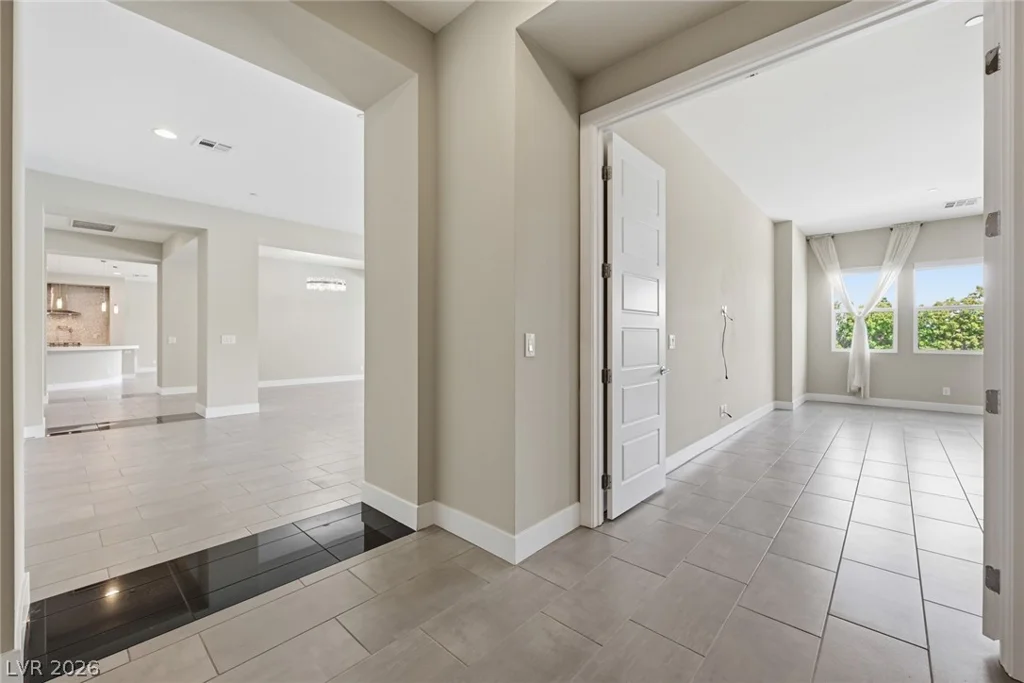 6130 Pebble Glen Court, Las Vegas, NV 89149