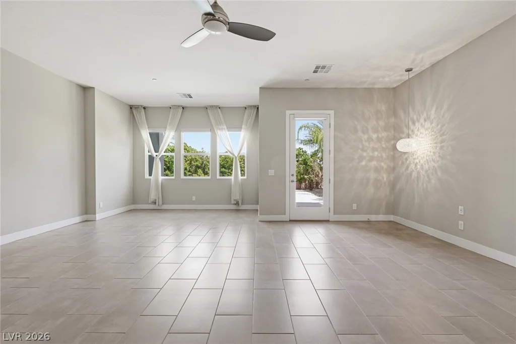 6130 Pebble Glen Court, Las Vegas, NV 89149