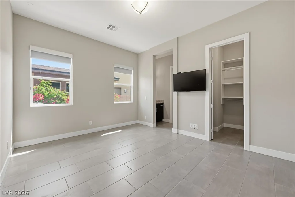 6130 Pebble Glen Court, Las Vegas, NV 89149