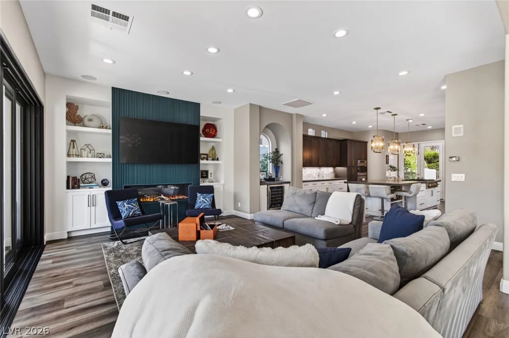 2587 Turtle Head Peak, Las Vegas, NV 89135