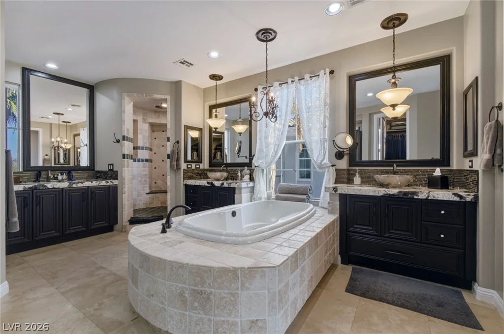 2587 Turtle Head Peak, Las Vegas, NV 89135