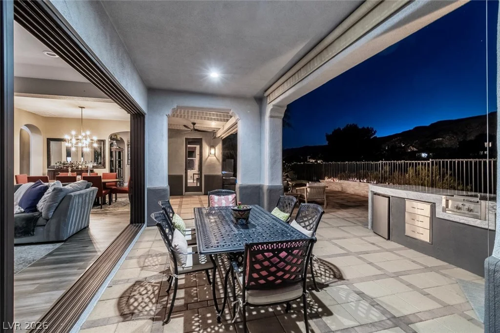 2587 Turtle Head Peak, Las Vegas, NV 89135