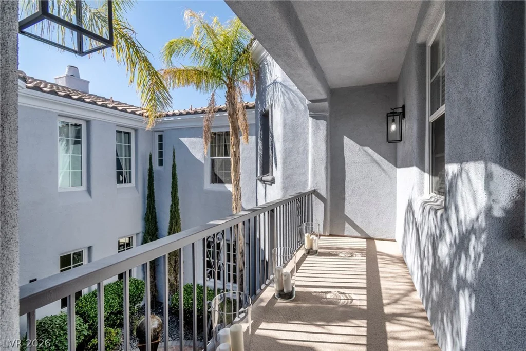 2587 Turtle Head Peak, Las Vegas, NV 89135
