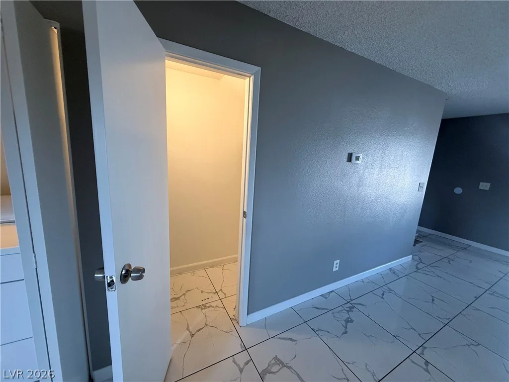 1525 Saylor, Las Vegas, NV 89108