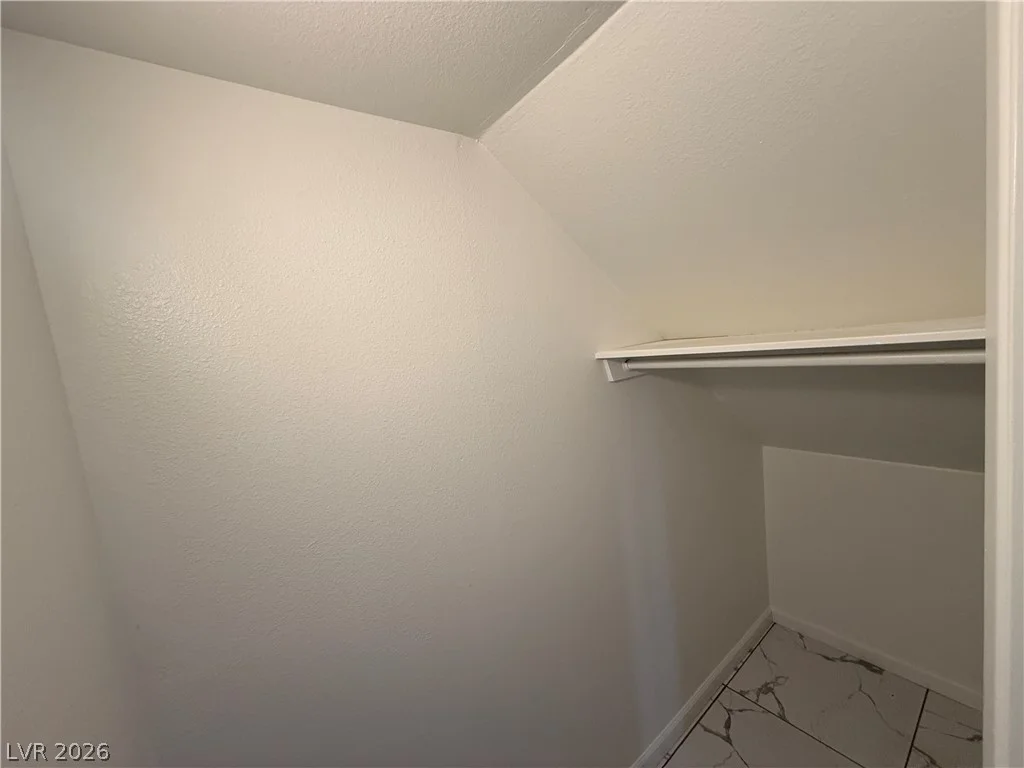 1525 Saylor, Las Vegas, NV 89108