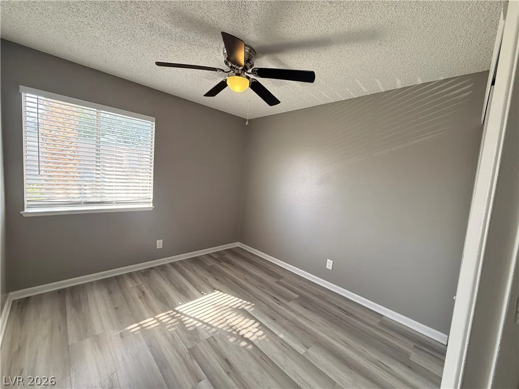 1525 Saylor, Las Vegas, NV 89108