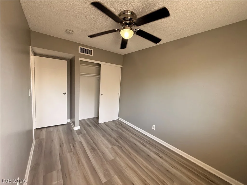 1525 Saylor, Las Vegas, NV 89108