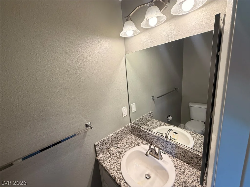 1525 Saylor, Las Vegas, NV 89108