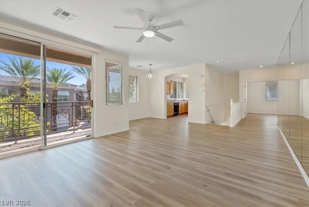805 Dana Hills, Las Vegas, NV 89134