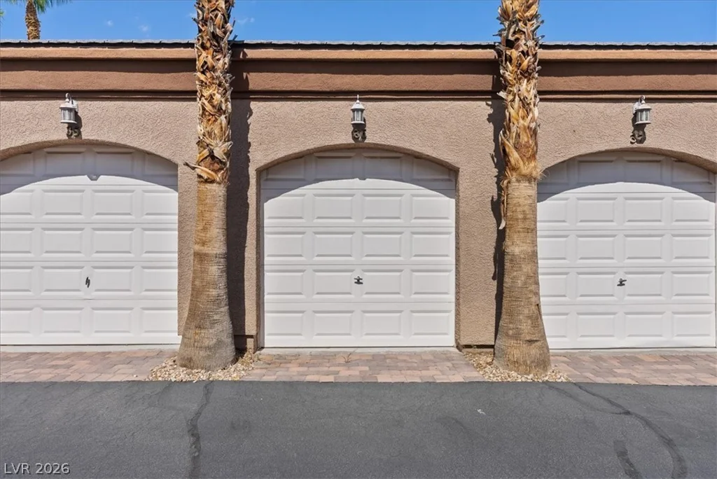 805 Dana Hills, Las Vegas, NV 89134