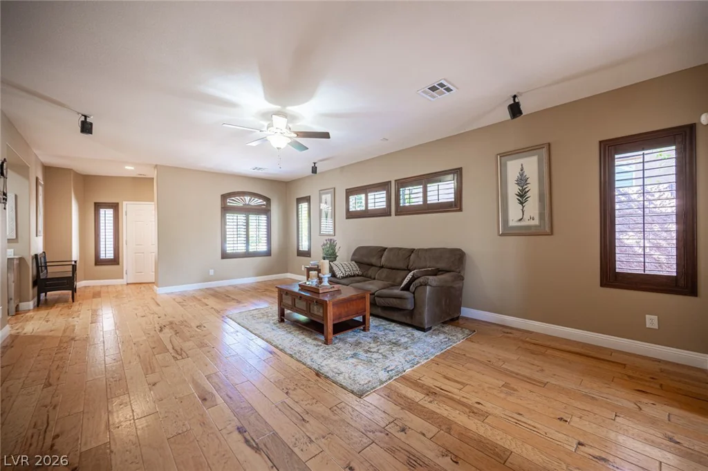 708 Granite Rapids, Las Vegas, NV 89138