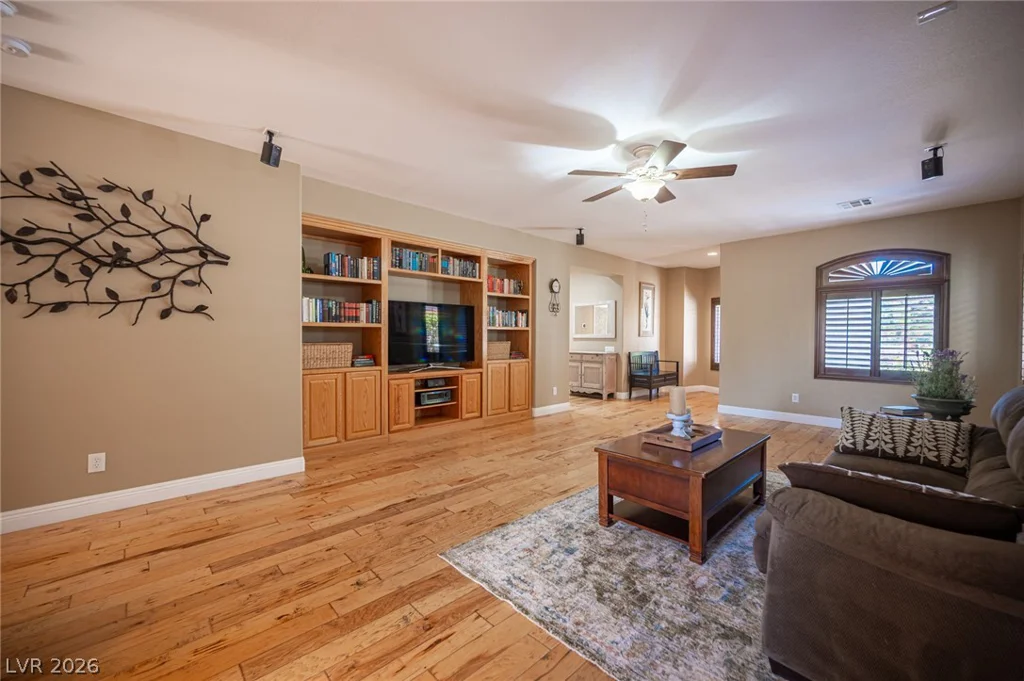 708 Granite Rapids, Las Vegas, NV 89138