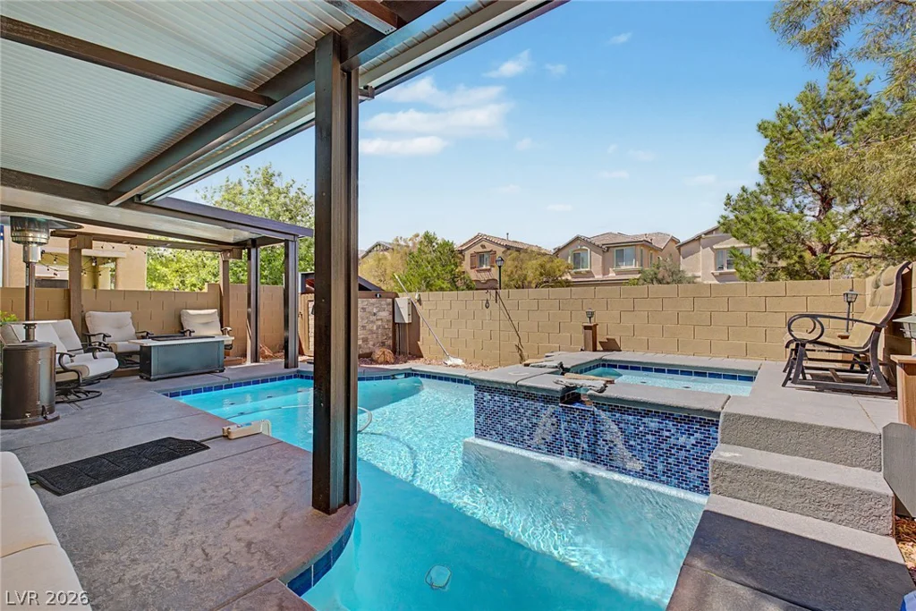 10536 Laurelwood Lake, Las Vegas, NV 89166