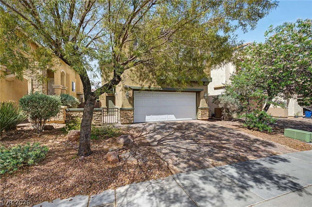 10536 Laurelwood Lake, Las Vegas, NV 89166