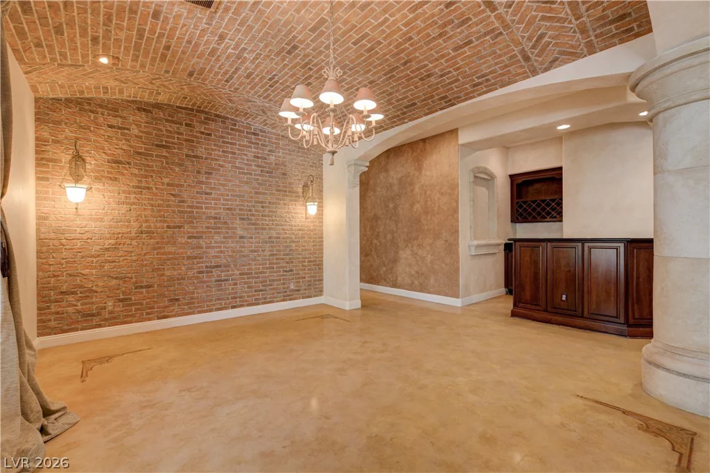 9625 Grand Isle, Las Vegas, NV 89144