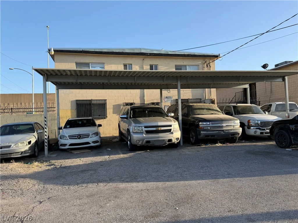 2937 Elm, Las Vegas, NV 89101