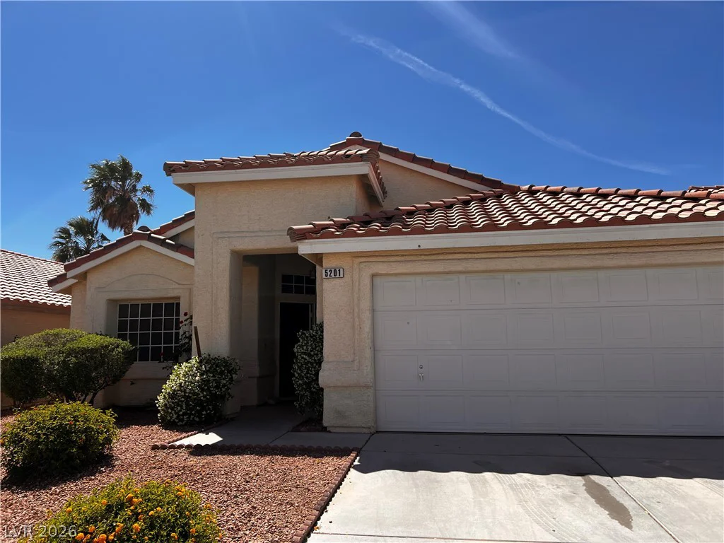 5201 Backwoodsman, Las Vegas, NV 89130