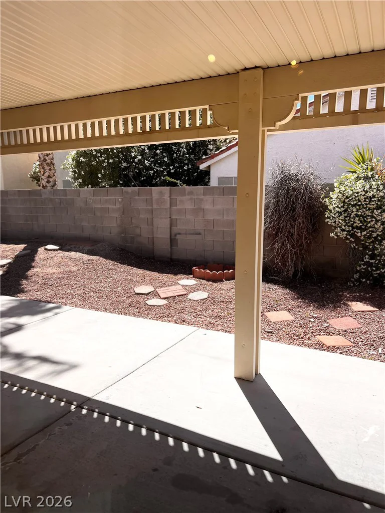 5201 Backwoodsman, Las Vegas, NV 89130
