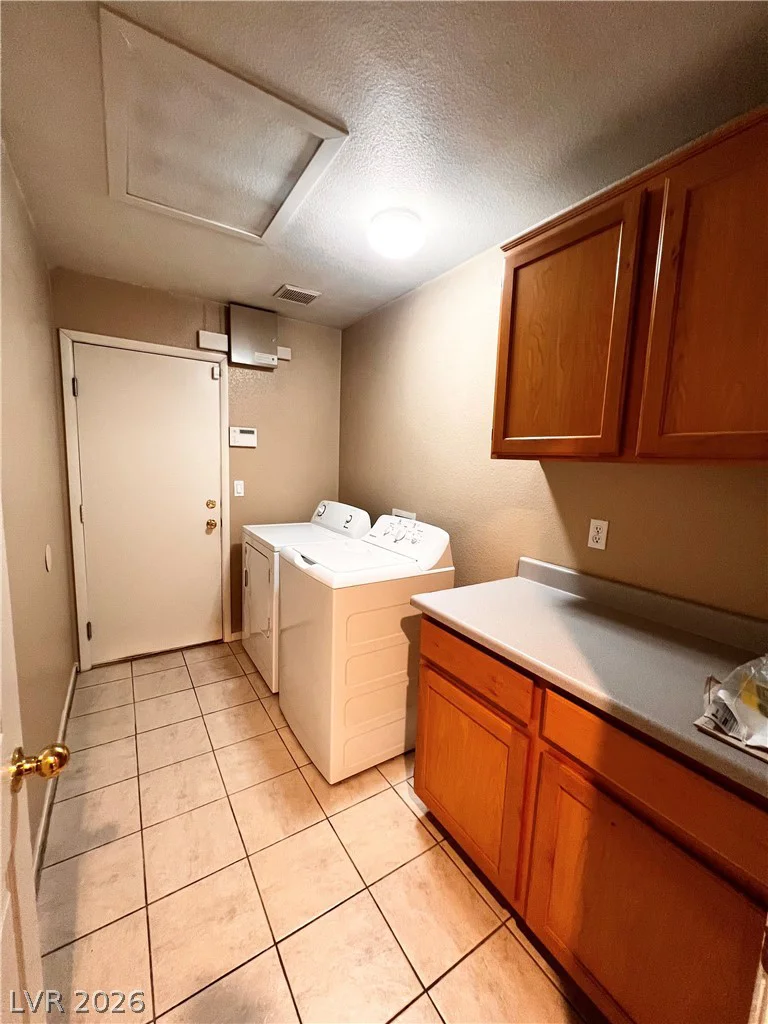 5201 Backwoodsman, Las Vegas, NV 89130