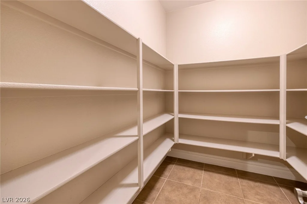 8345 Christinas Cove, Las Vegas, NV 89131