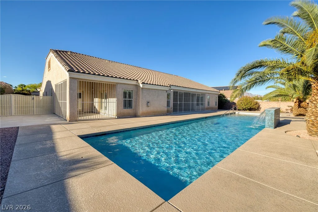 8345 Christinas Cove, Las Vegas, NV 89131