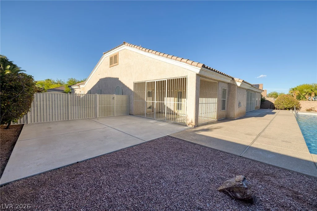 8345 Christinas Cove, Las Vegas, NV 89131