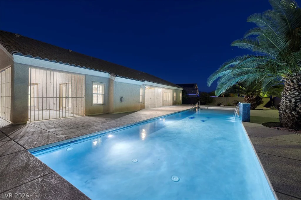 8345 Christinas Cove, Las Vegas, NV 89131