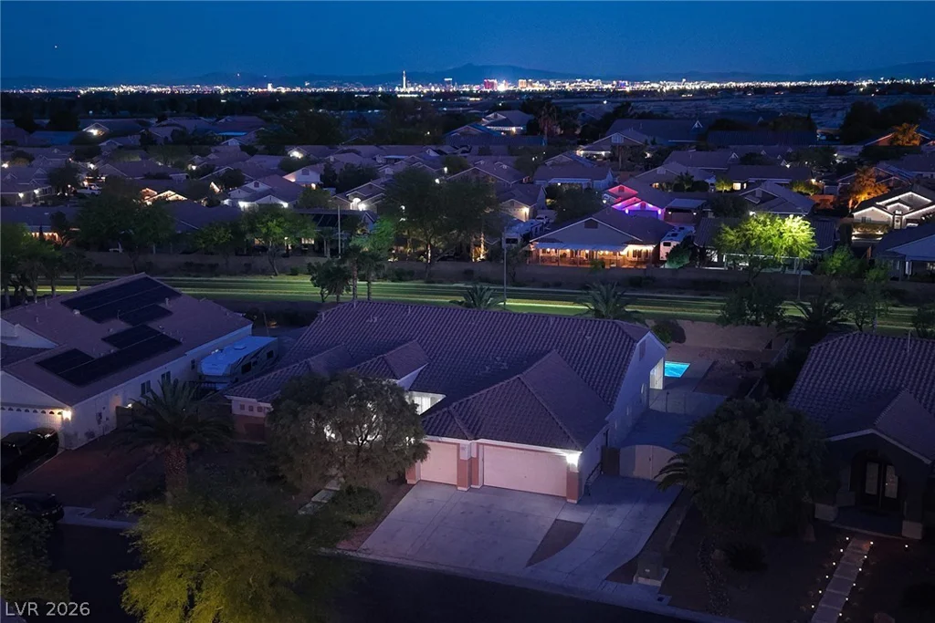 8345 Christinas Cove, Las Vegas, NV 89131