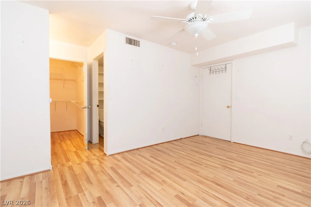 3125 Buffalo, Las Vegas, NV 89128